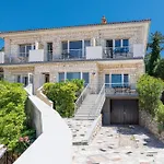 Apartman Nada *